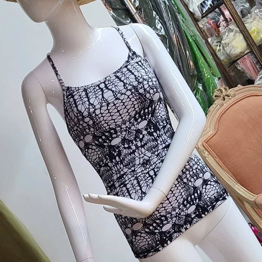 🦋Lululemon Racerback Tank - Picture 10 of 10